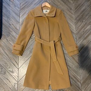 Pristine Burberry Wool and Cashmere Camel Coat!
